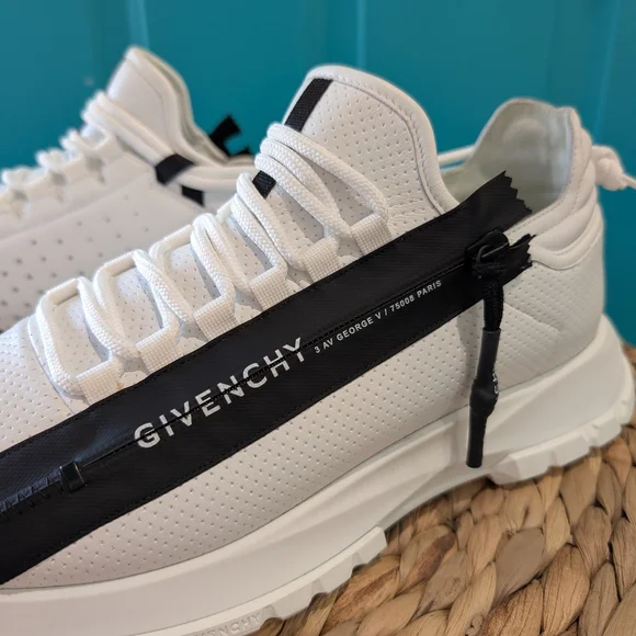 Givenchy Spectre Runner Zip Calf Leather Sneakers - Picture 2 of 14